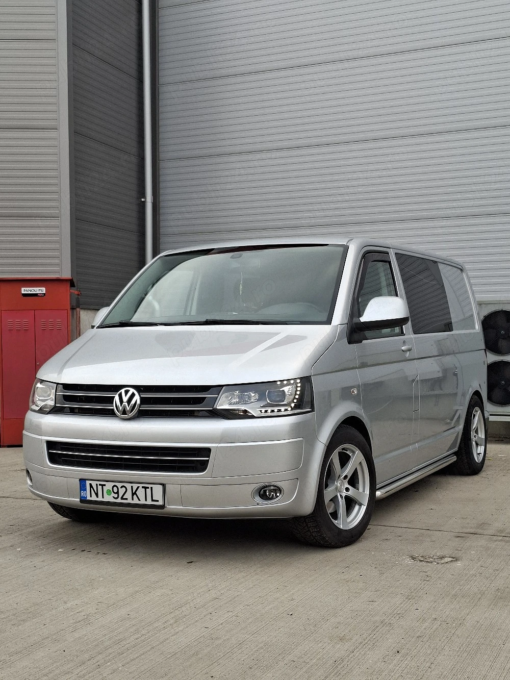 VW Transporter T5 2.0 TDI 
