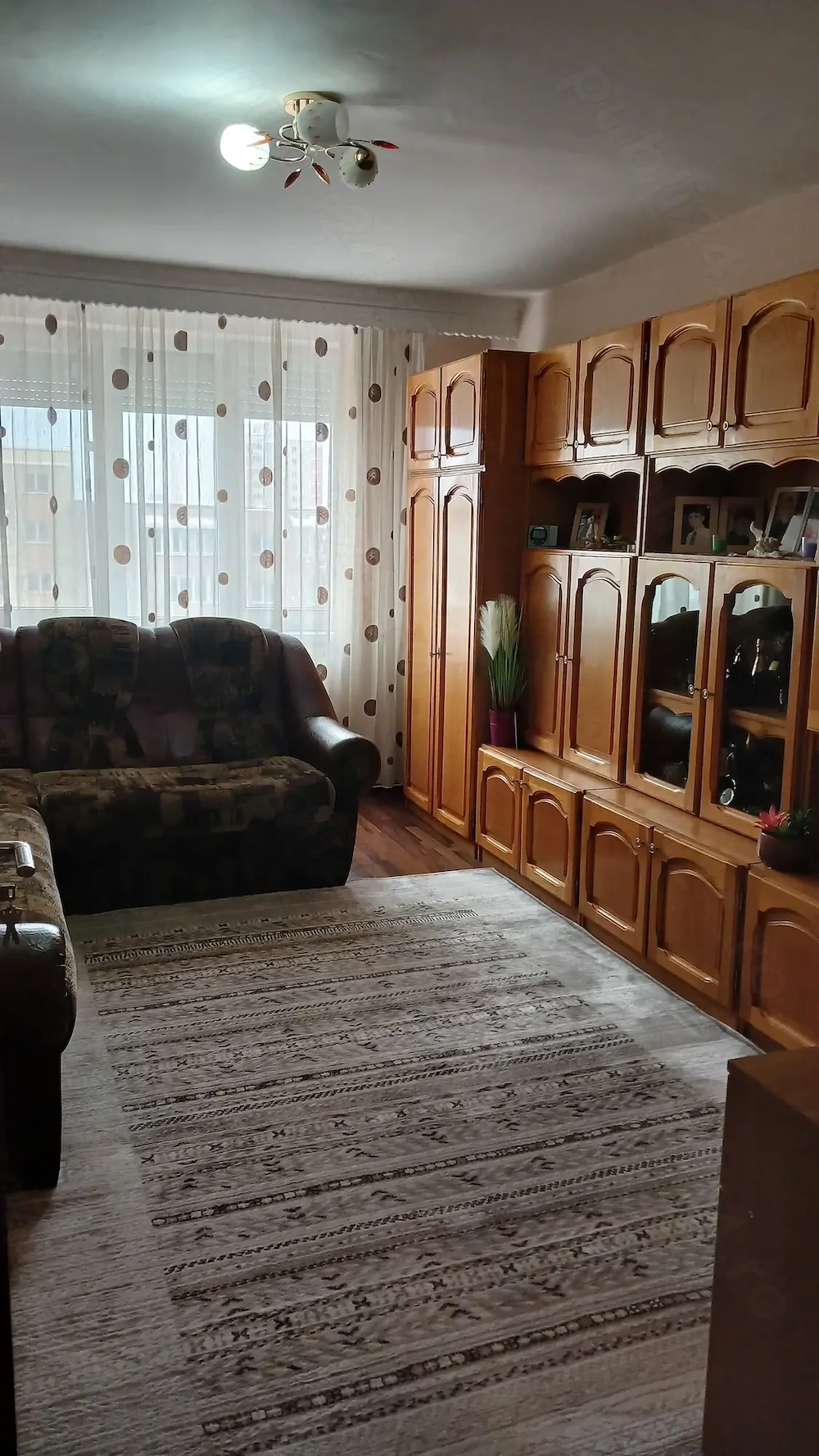 REDUCERE DE PRET! Bd.Bucuresti, 3 camere decomandat, etaj 4-izolat,94 000 euro