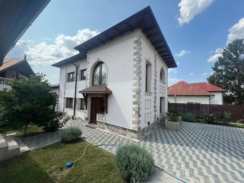 CHITILA ILFOV Proprietate cu 2 case, garaj si 1200mp