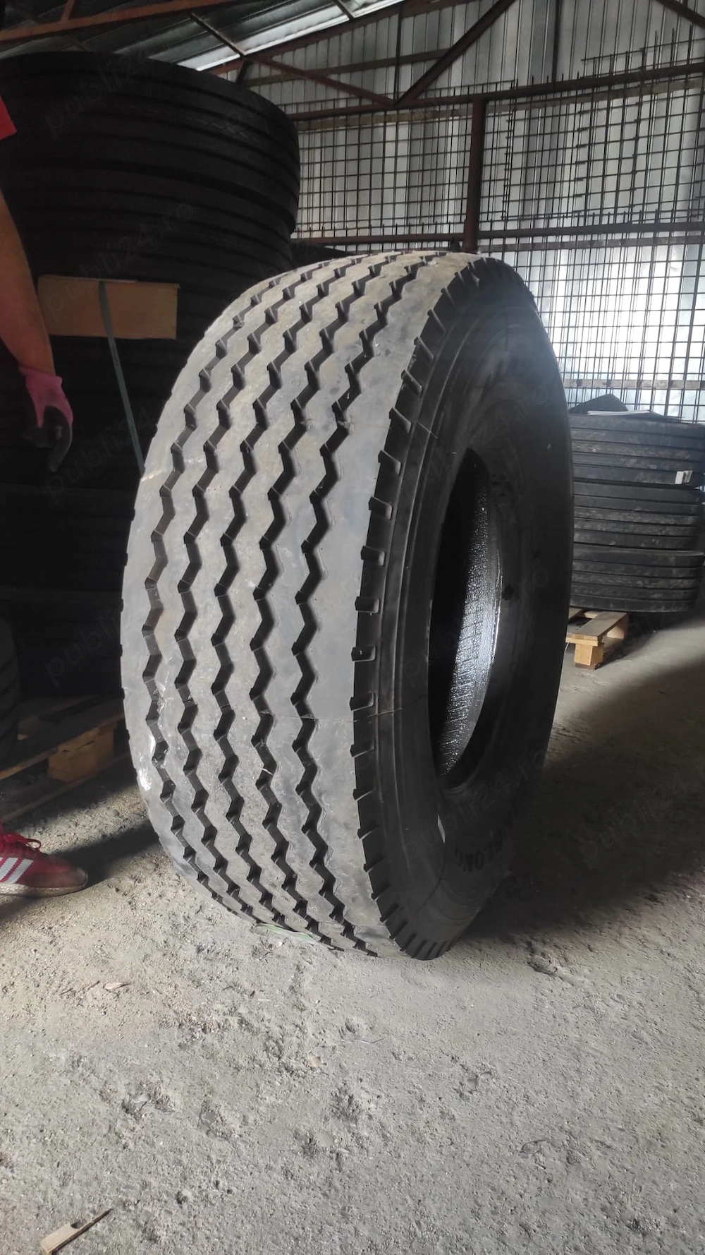 Anvelope 425/65R22,5 M+S -18 bucati