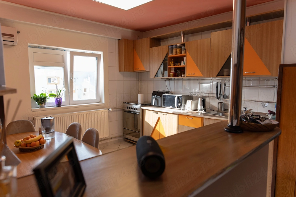 Direct Proprietar- Vând apartament 2 camere decomandat Sebastian Parc sector 5