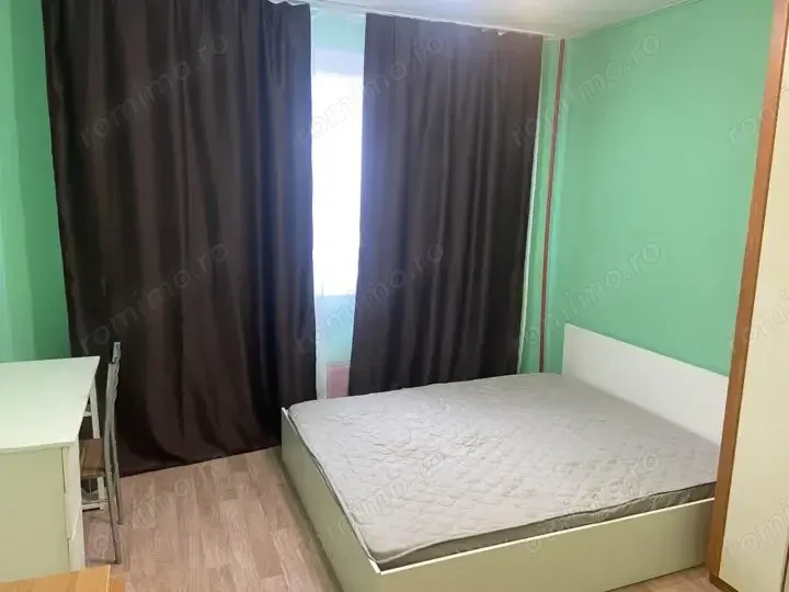 De inchiriat garsoniera in zona Aradului