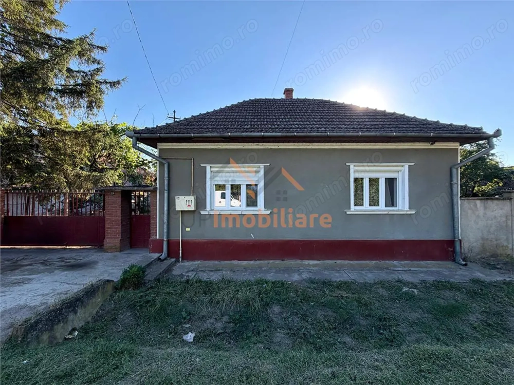 CASA PLAN PARTER | TEREN 620 MP | ACCES AUTO | ZONA SANTAUL MARE | BIHOR