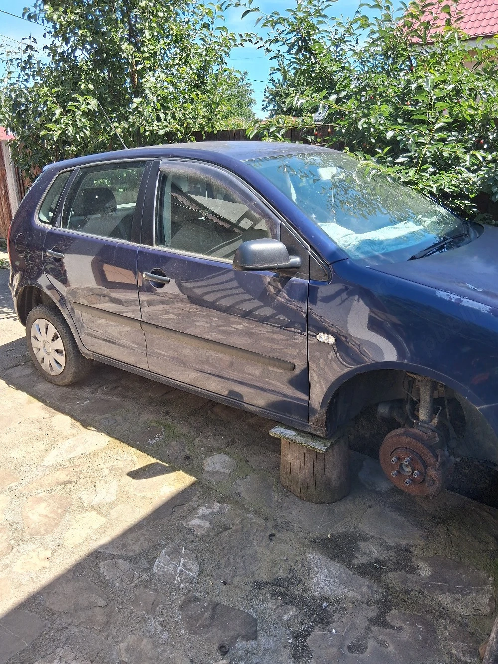 Dezmembrez vw polo 2003 