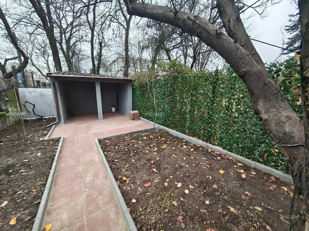 Vatra Luminoasă Curte proprie 70 mp Apartament în vilă Liber Scoala 49