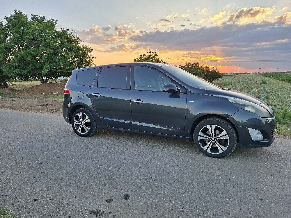 Renaul Grand Scenic