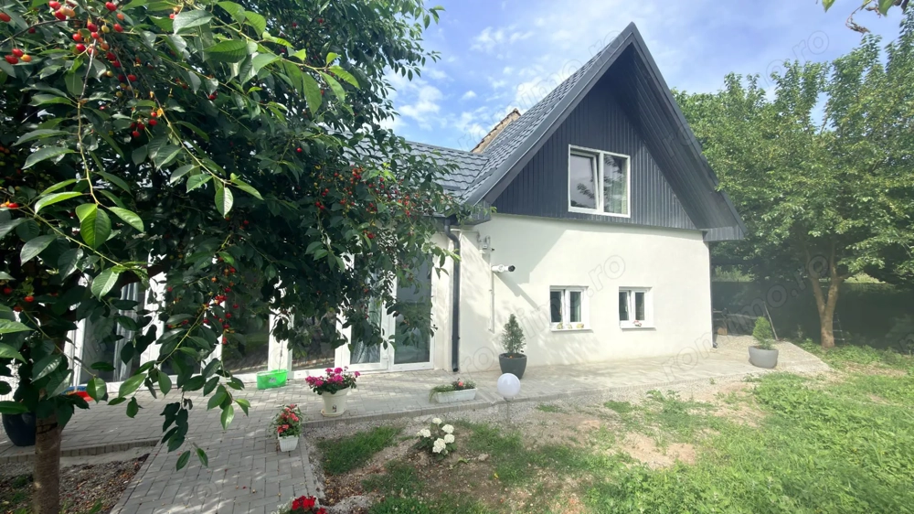 Casa nouă 2 camere, 350mp teren în Avrig