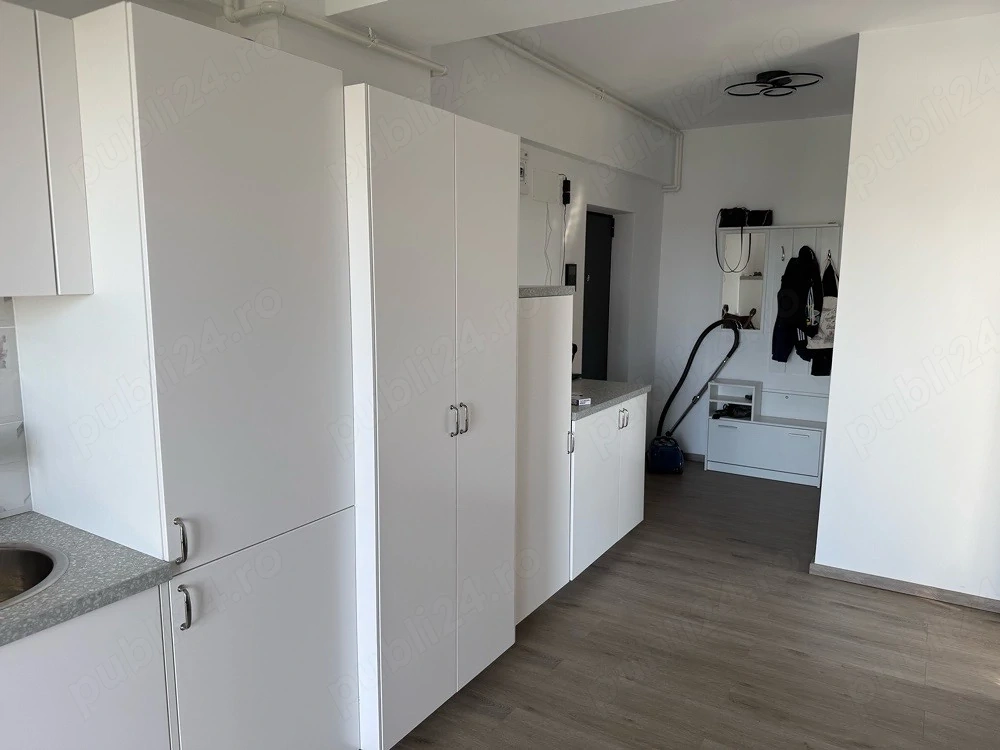 inchiriez apartament