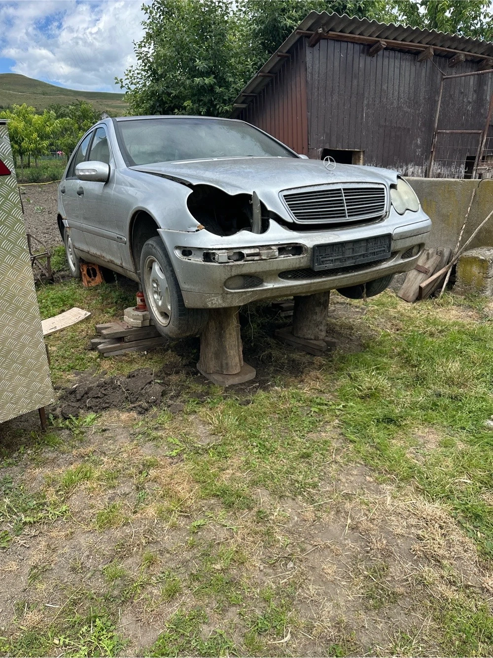 dezmembrez mercedes c180 w203