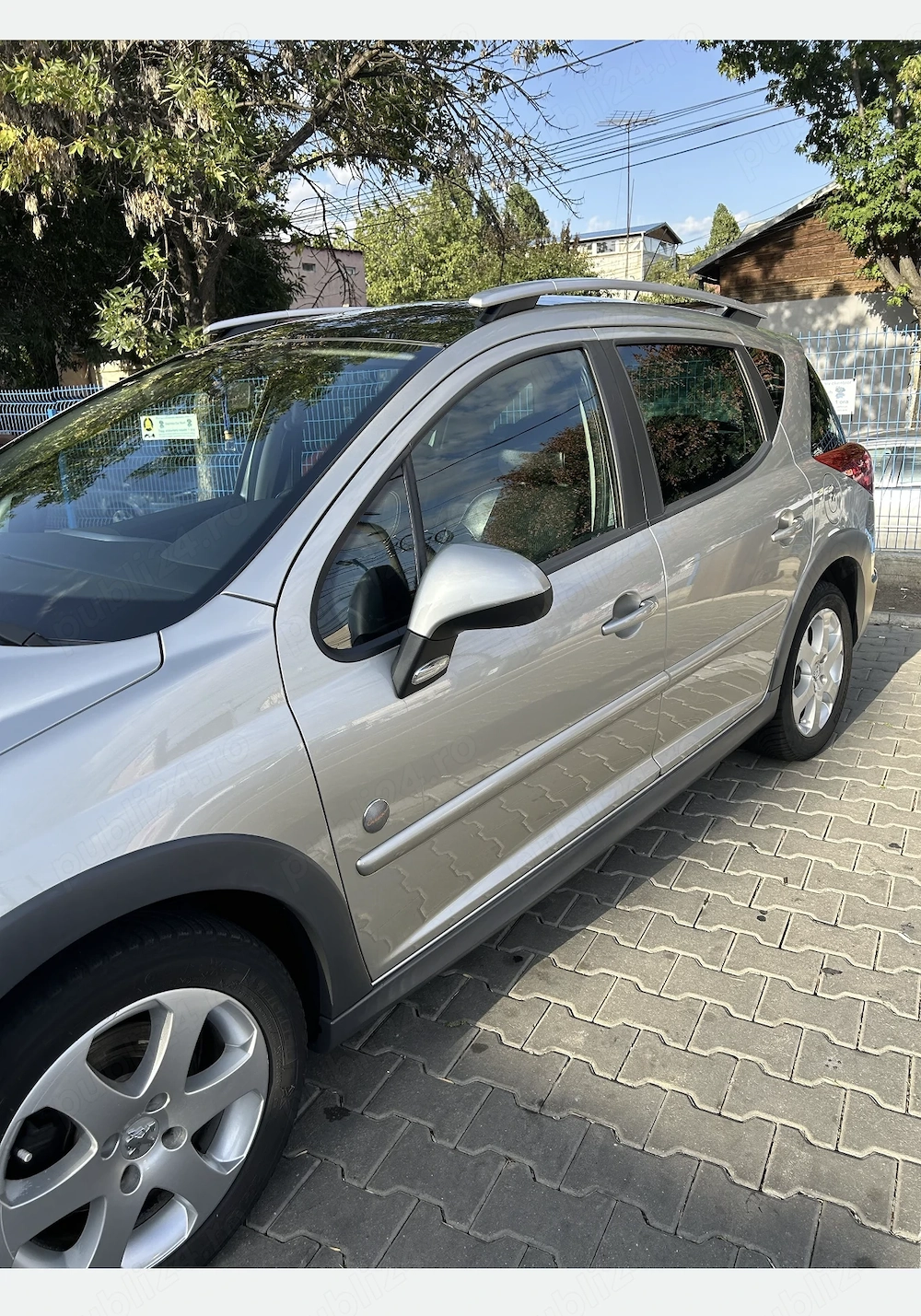 Vând Peugeot 207 se 1,6 benzină 