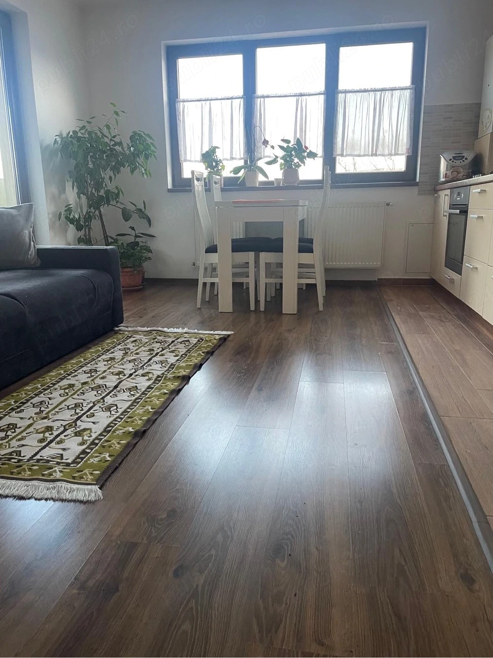 inchiriez apartamant 55 m2