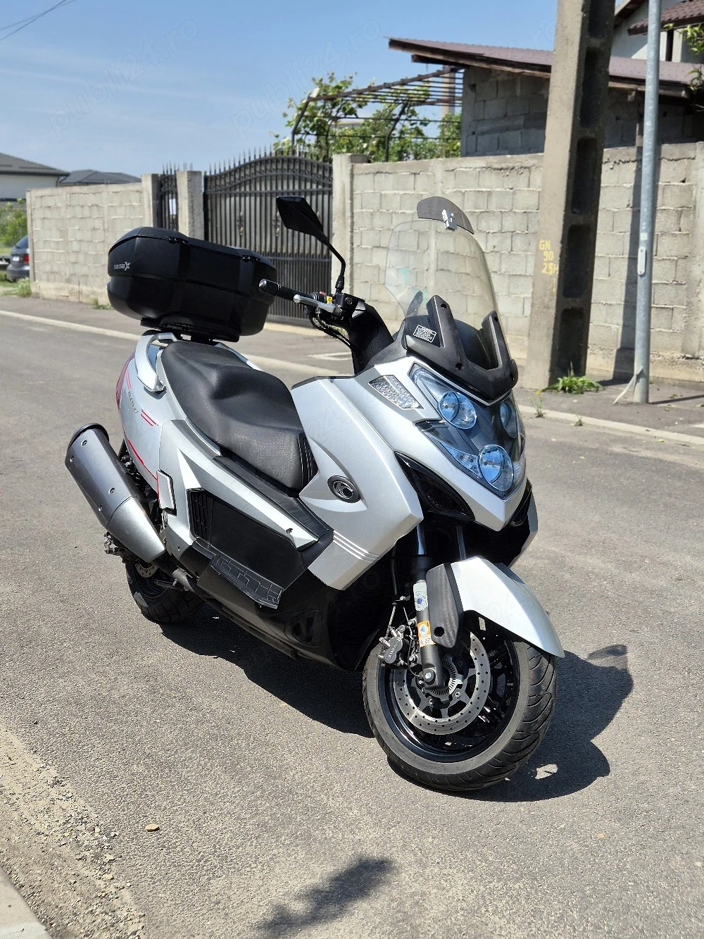 Maxi-Scuter Kymco MyRoad 700i ABS  2012