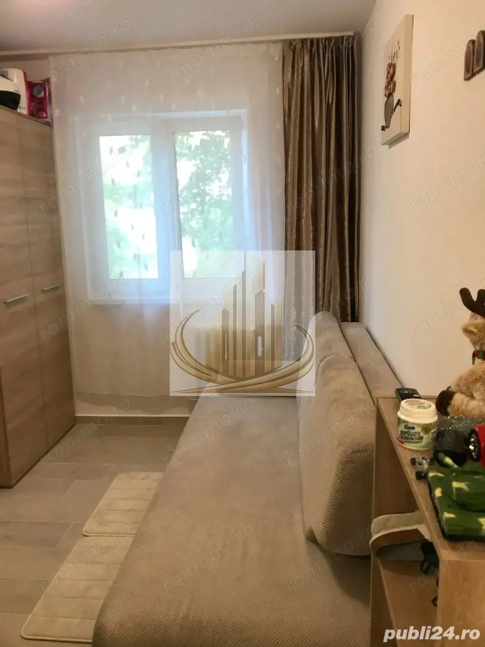 Garsoniera zona Dacia et. 1 12mp - 35500 euro