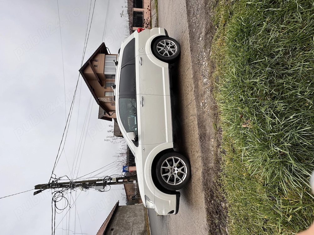 Fiat Freemont 4x4 Automat | 7 Locuri | Cameră + Senzori F S | Full Piele | Ecran DVD | 168.415 km