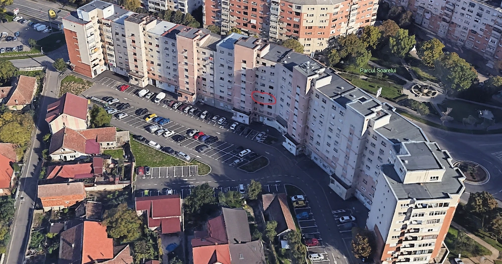 Apartament 4 camere decomandate, 2 băi, etaj 3 din 8 (cu lift), 84 mp, Satu Mare