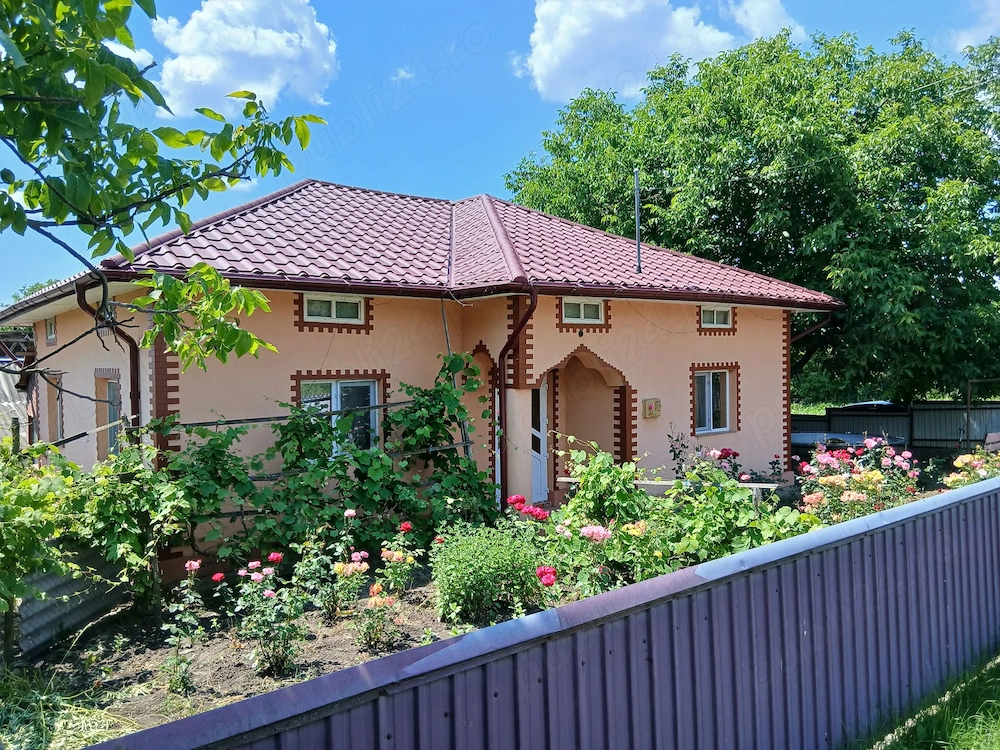 Casă de vânzare