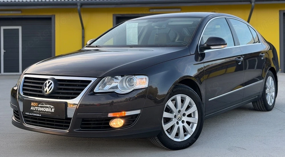 Volkswagen Passat B6 Berlina   tdi Manuala RATE