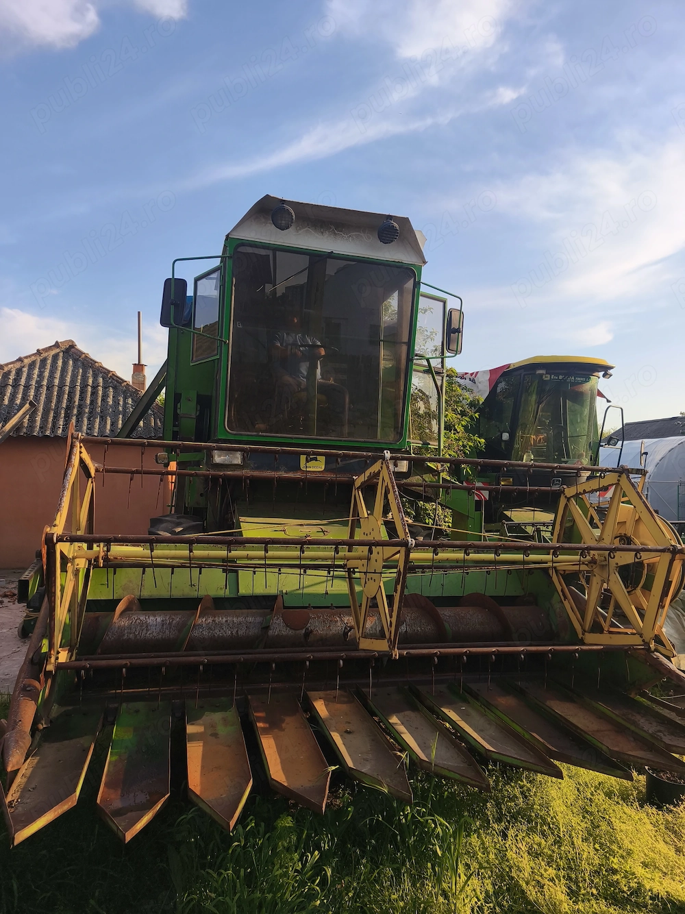 Combina John Deere 952 
