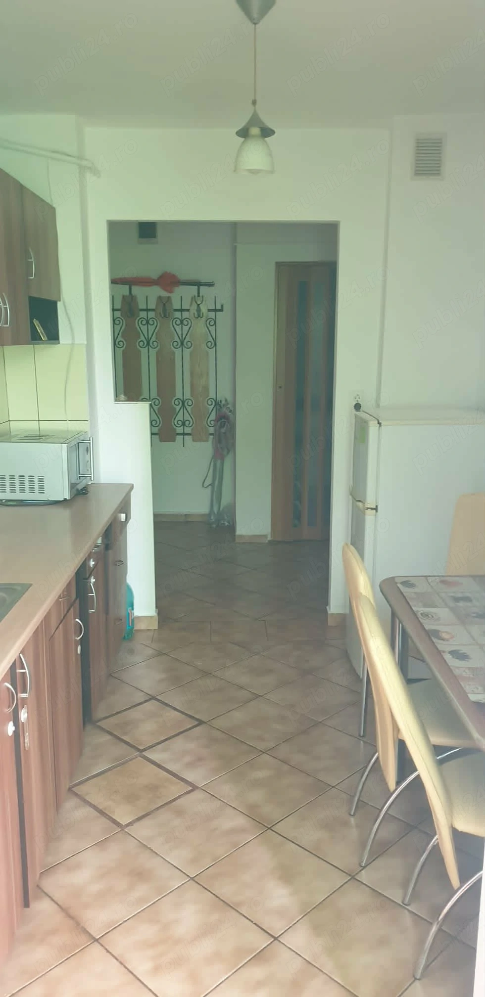 Inchiriez apartament 3 camere Lipovei  Piata Noua