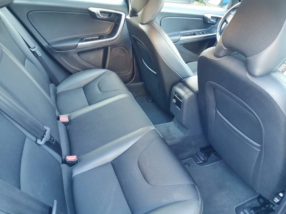 vand urgent volvo v60 an 2016