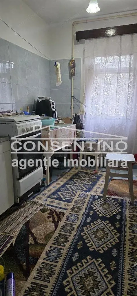 2 camere in Dorob I , liber , parter inalt