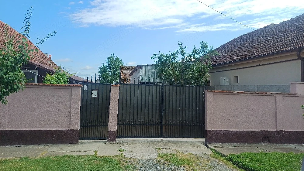 vand casa la Recas 