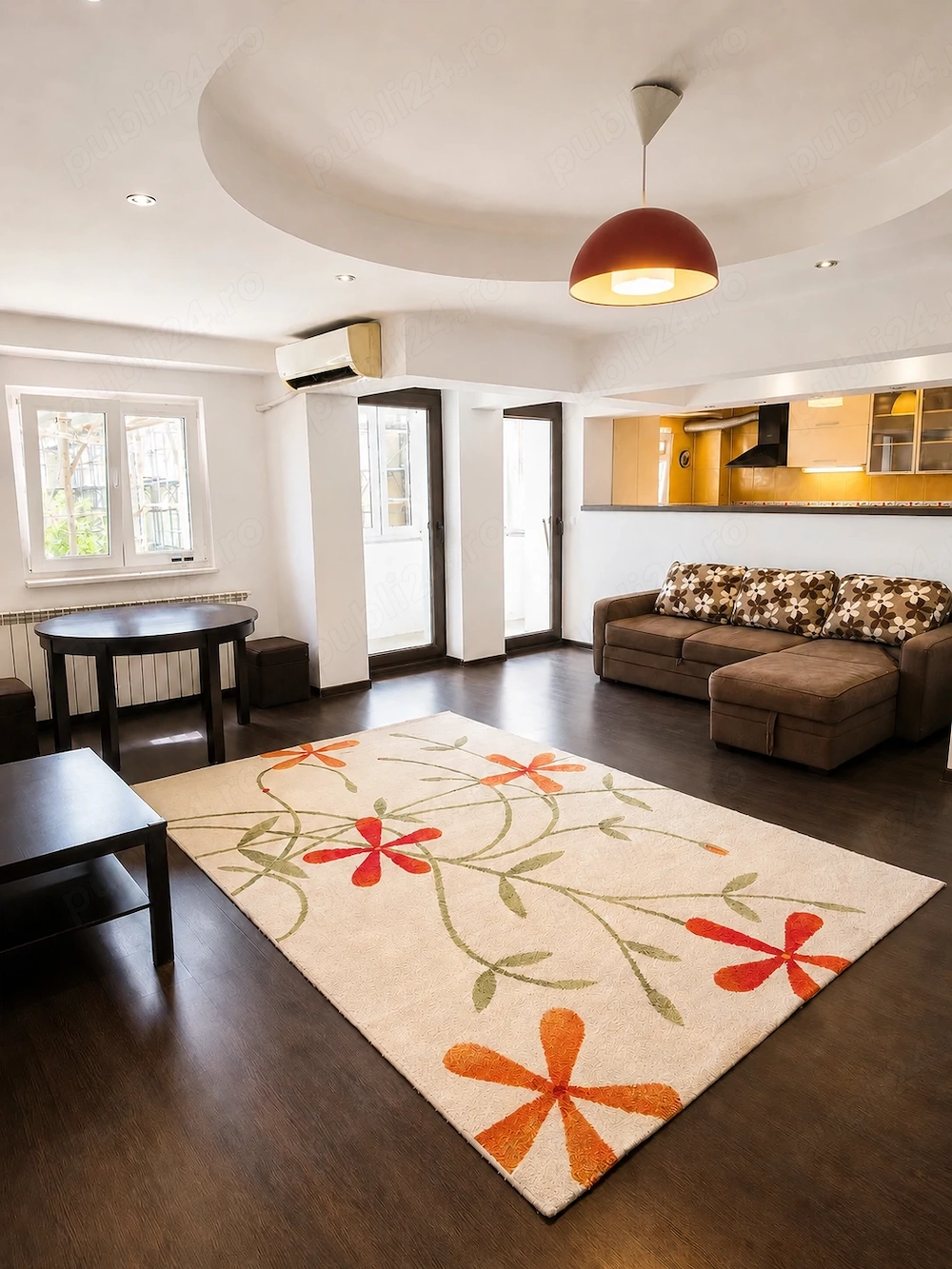 Proprietar, vand apartament 3 camere, mobilat si utilat, zona Unirii   Hala Traian   Calea Calarasil
