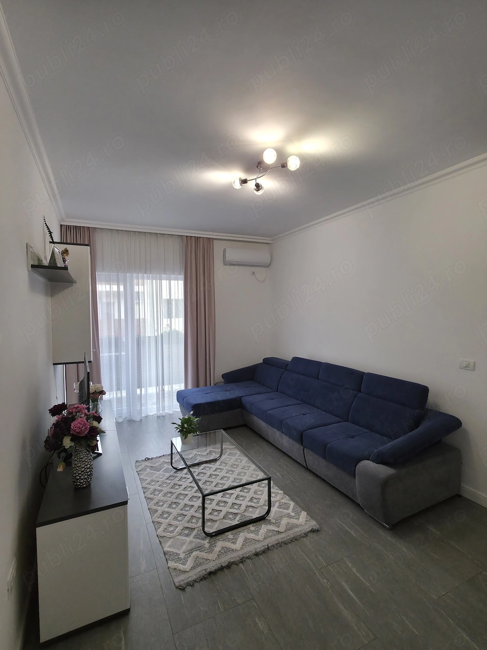Apartament trei camere