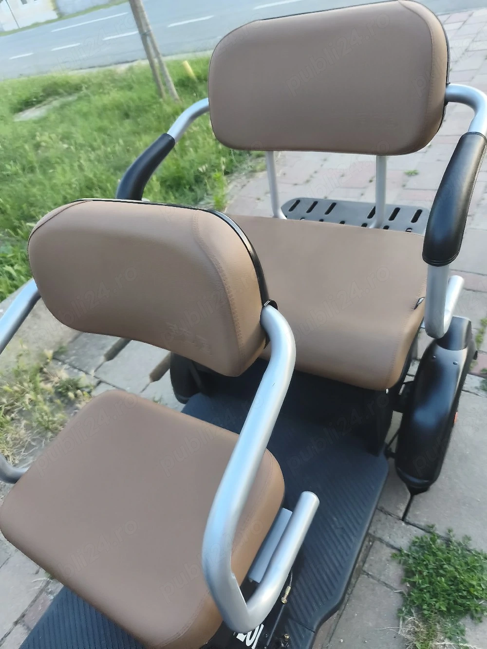 Vand Triciclu Electric Rdb