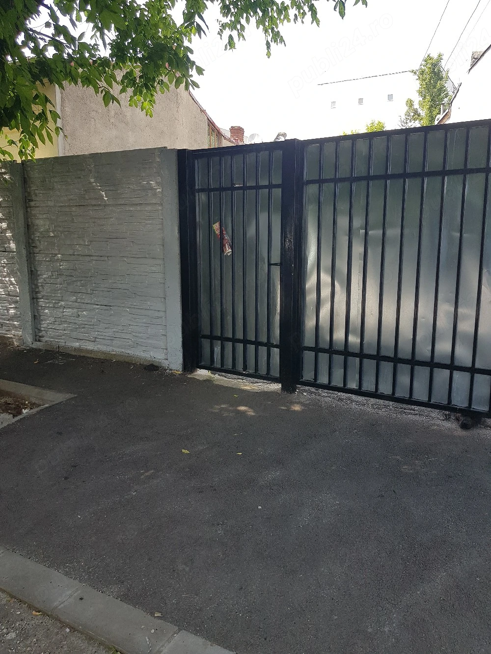 teren cu construcție 