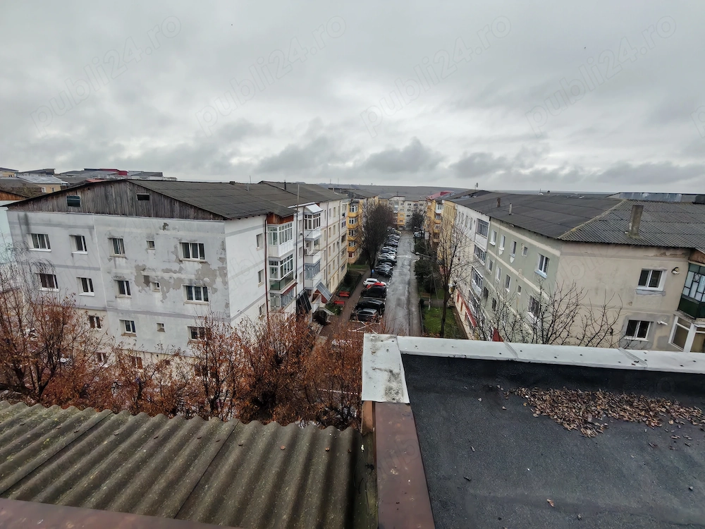 Închiriez garsonieră 27m  Dorohoi Plevna etaj4