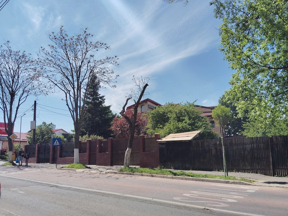 De vânzare casă bătrânească + teren 300 mp   Șoseaua Sălaj