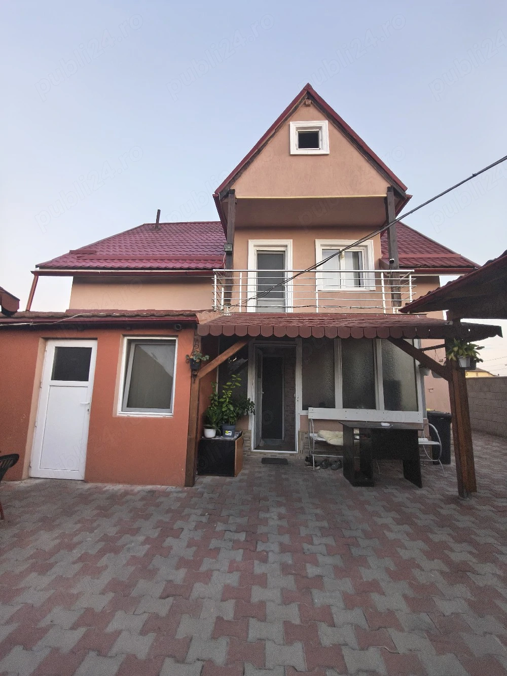 Proprietar Casă individuală 6 camere  P+M 160 m +teren 390 m