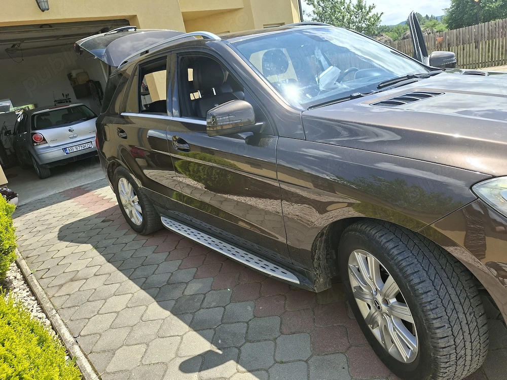 Vând Mercedes ml350 