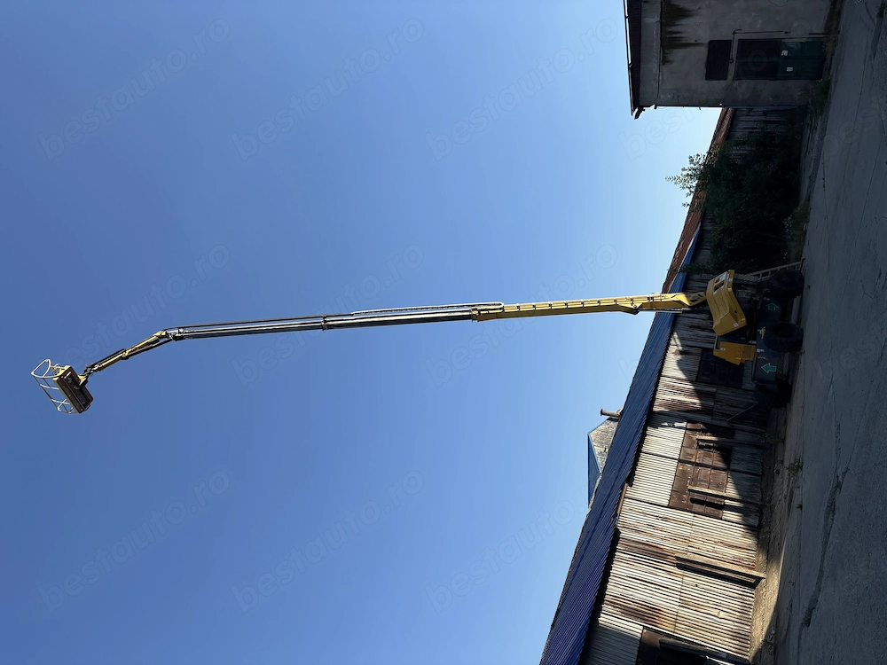 De Vînzare 28 m  nacela