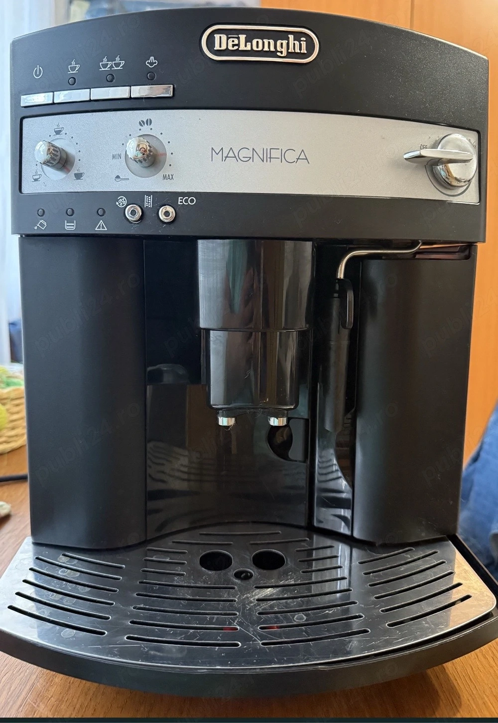 Delonghi Magnifica Espressor 