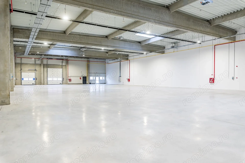 4646 mp - Hala industriala de închiriat în Parc Industrial Arad