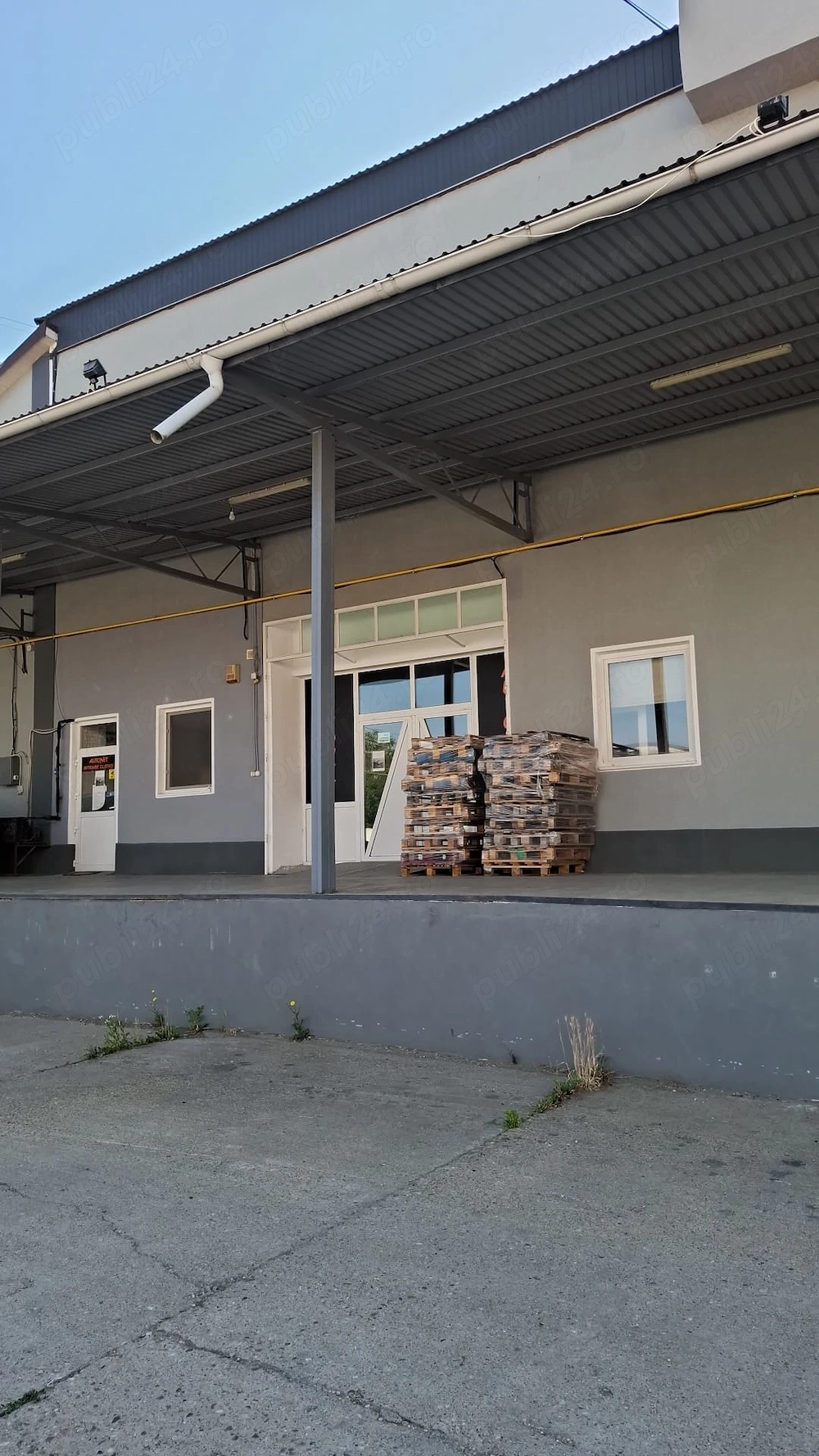 Inchiriez Hala-depozit, in suprafata de 760mp.