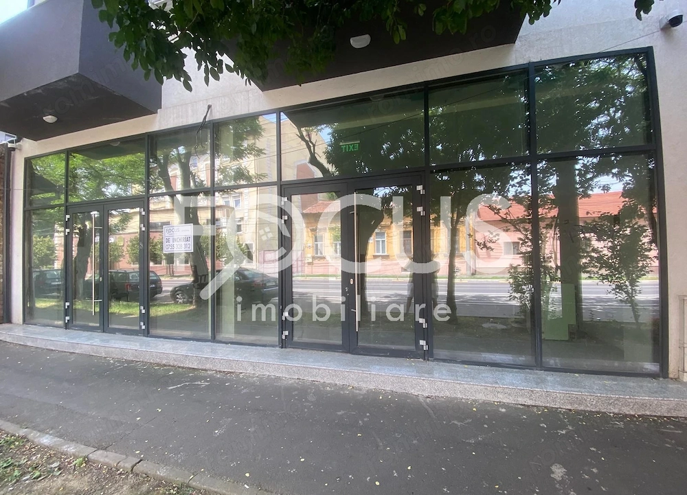 Spatiu comercial de inchiriat Dambovita