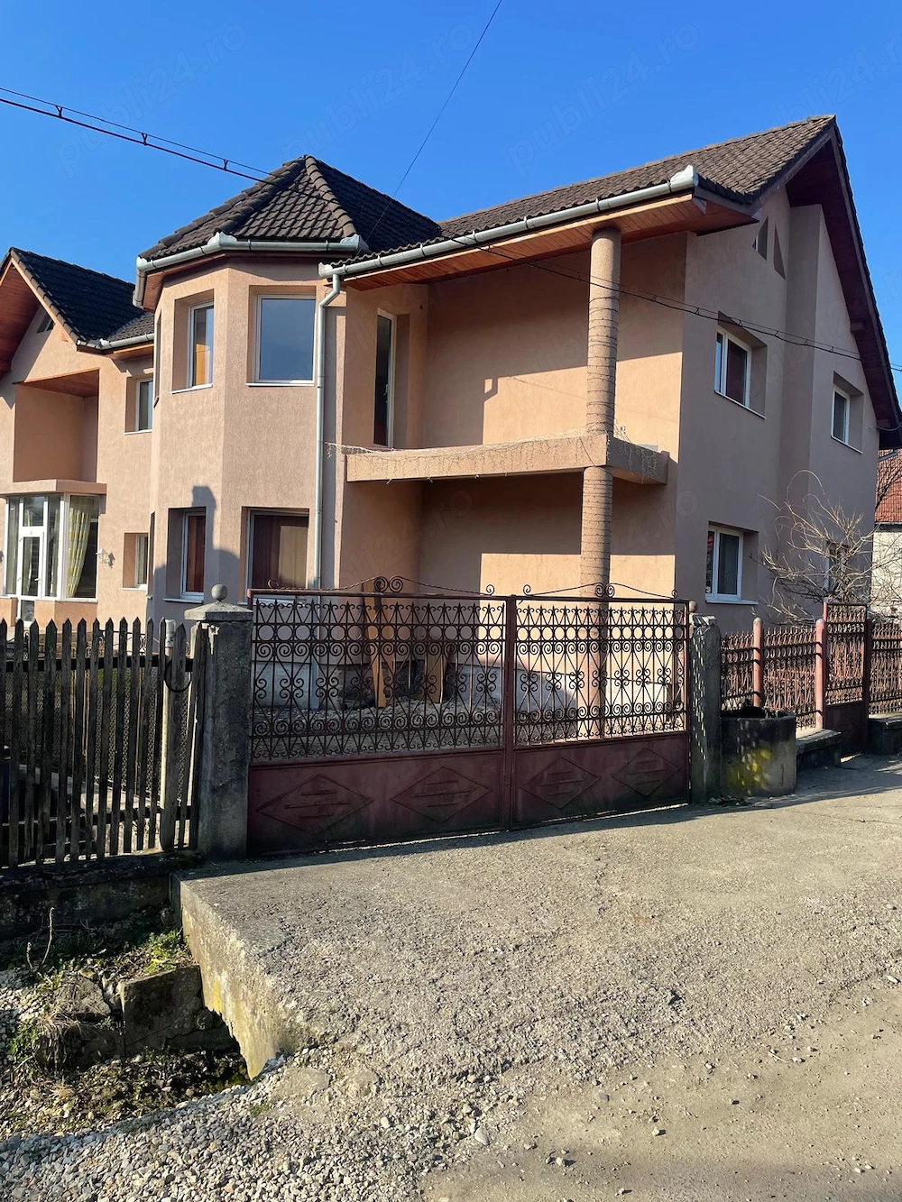 casa de vanzare