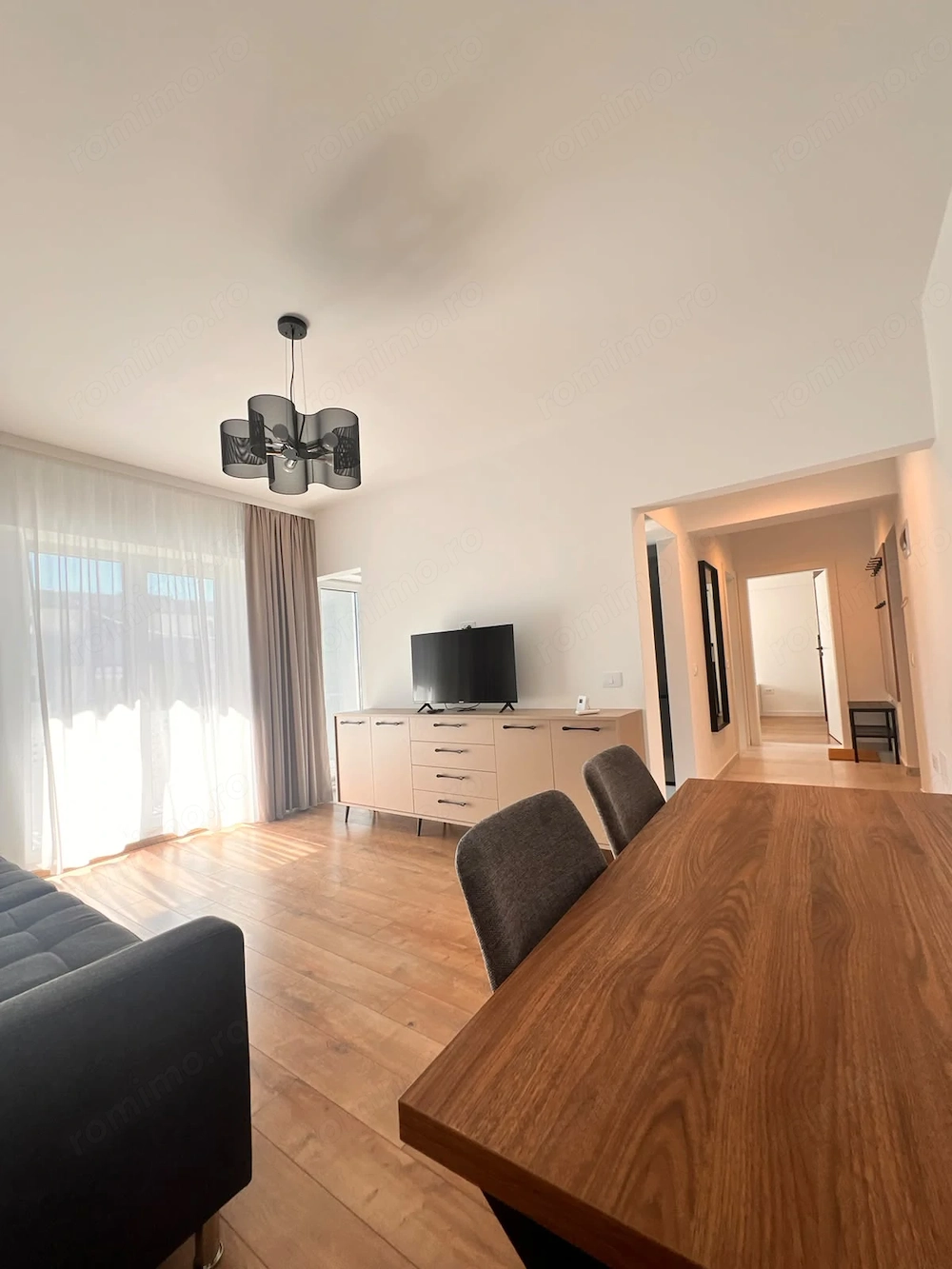 Închiriez apartament 2 camere Păcurari - Contemporan Homes