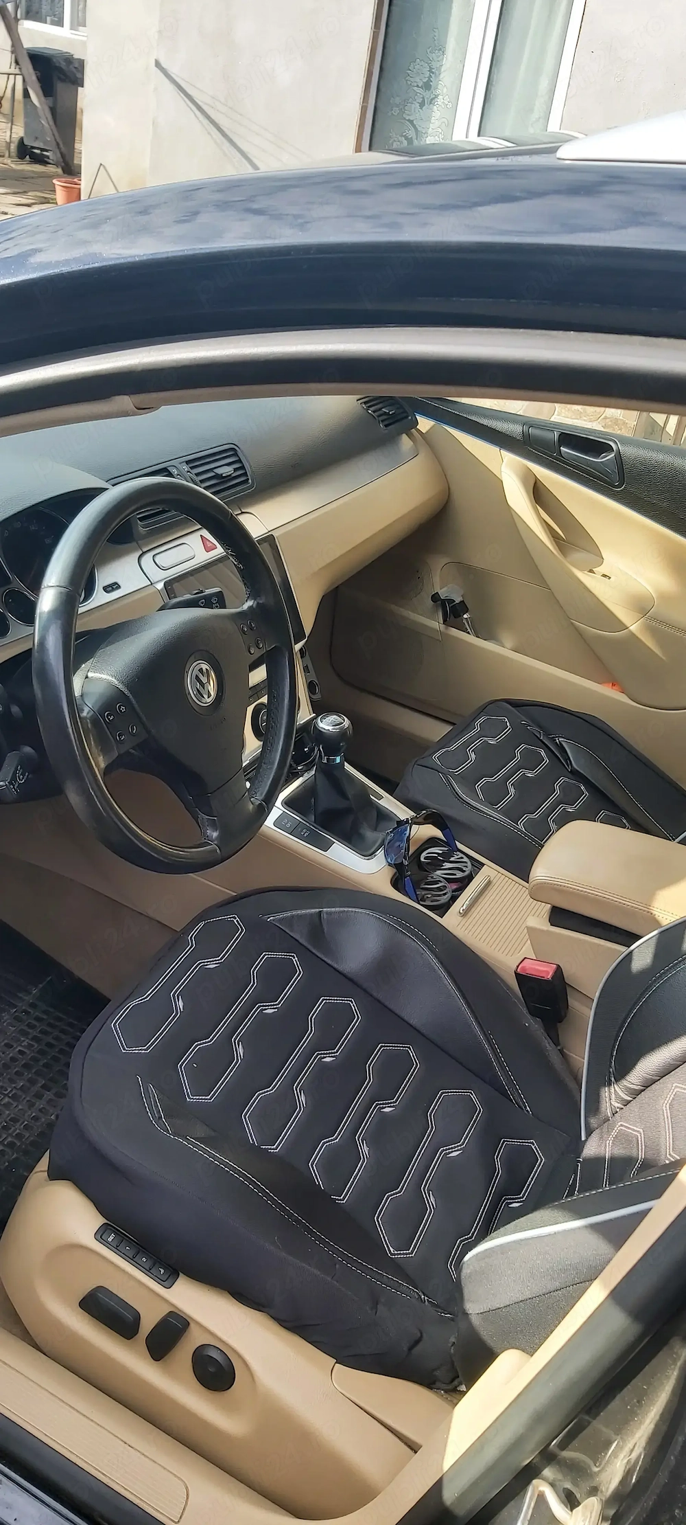 Vand passat b6 brek sau schimb cu logan 