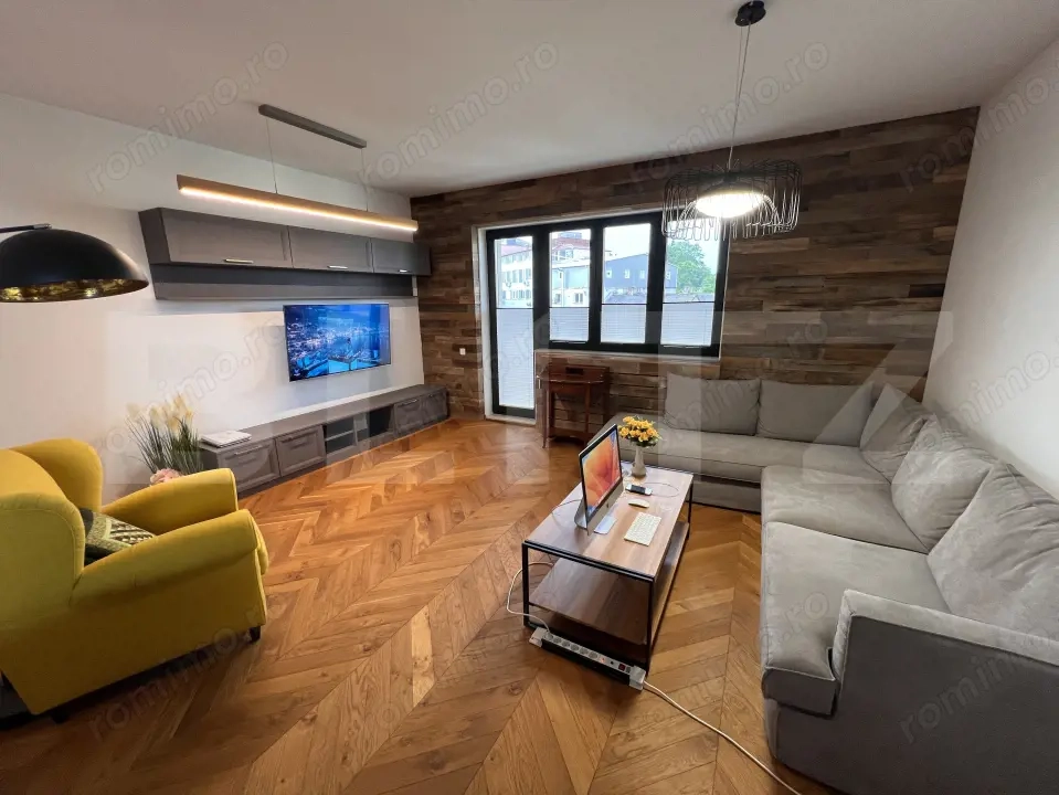 Apartament 4 camere, garaj inclus + 1 parcare - zonă ultracentrală