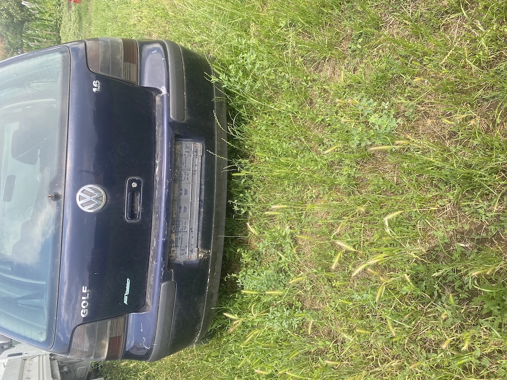 Golf 4 pentru piese 