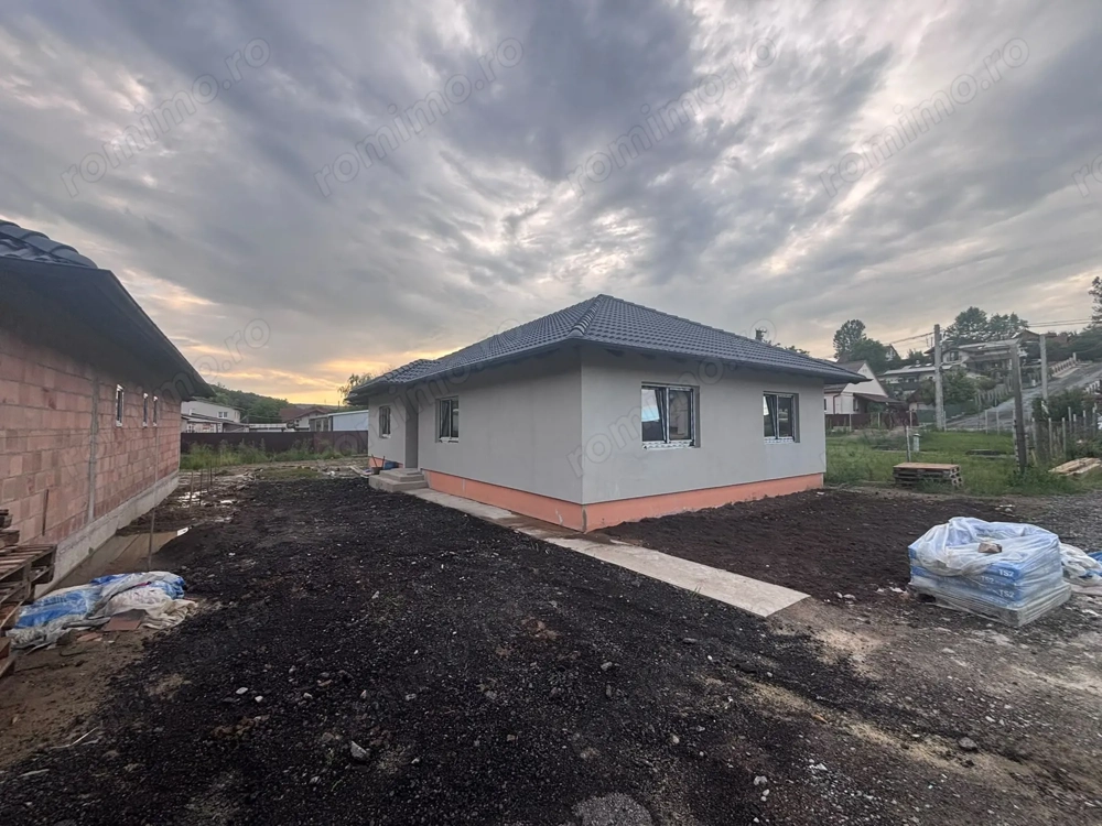 Corunca - Vanzare casa 4 camere - Strada de Jos