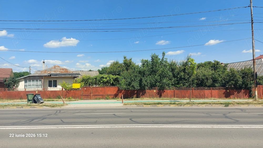 Casa + teren de vanzare