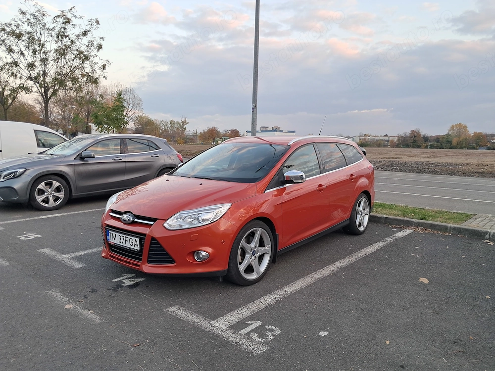 Ford Focus Turnier 1.6 Turbo 182 cai St.Champions