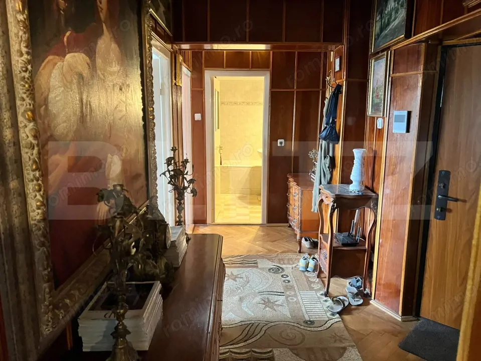 Apartament Baroque 3 camere, 2 băi, 75 mp – zona Circumvalațiunii