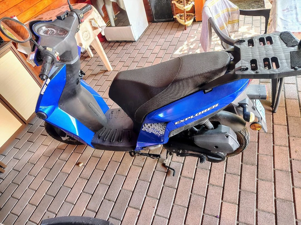 scuter 49cm 