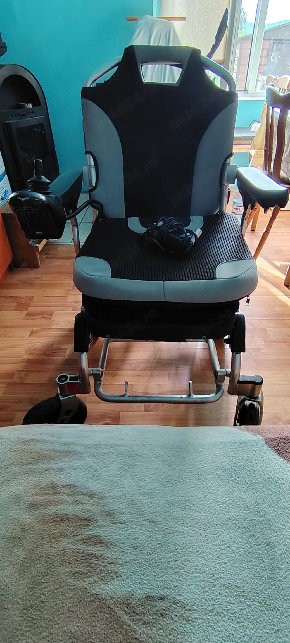 Cărucior electric